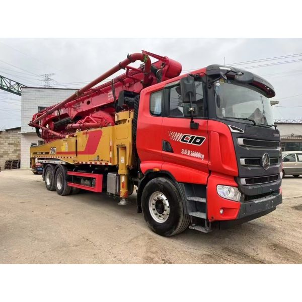 2021 Model Used Concrete Pump 51 Meters Benz Chassis Sany 1300 Working Hours