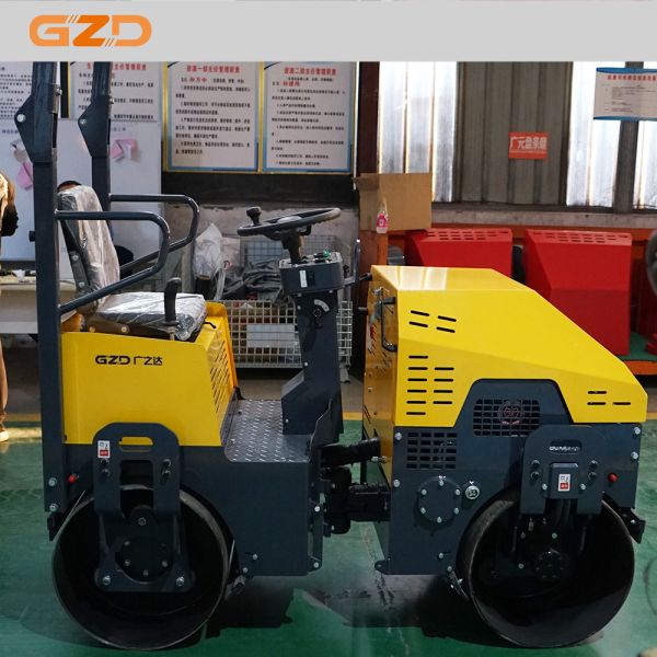 Compact Ride-On Roller Heavy-Duty Asphalt  Soil Compactor For Construction
