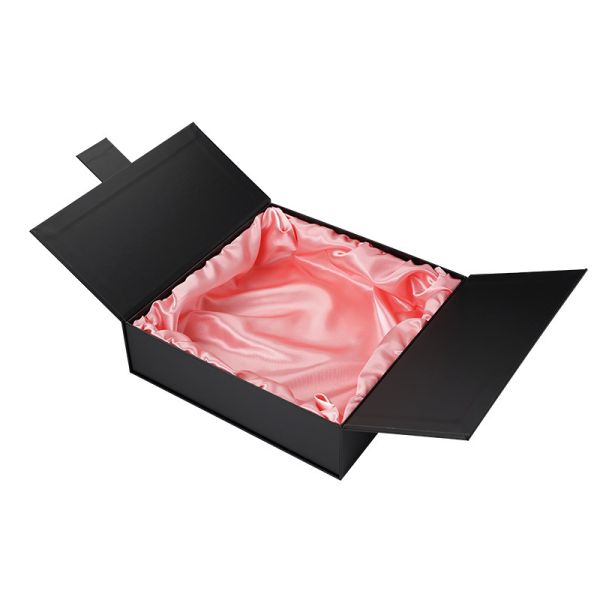 Custom Cosmetics Silk Lining Paper Packaging Box Production Time 12-15 Days Perfect for Product Presentation and Protection