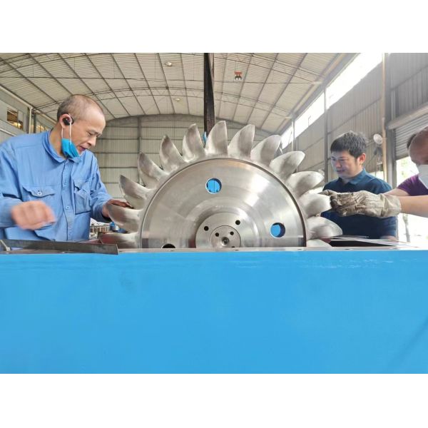 ISO 9001 Certified Hydro Turbine Runner with 3 to 10 Blade Configurations for 92% Efficiency in Hydropower Generation