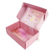 Boîtes à lettres pour chaussures et vêtements sur commande personnalisée