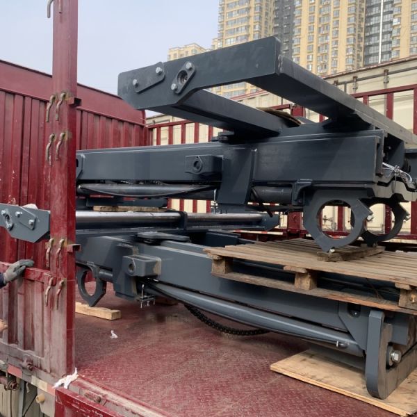 Steel Material Forklift Mast with 1000KG Weight Capacity and Long Working Life for CPCD50-70 Forklifts