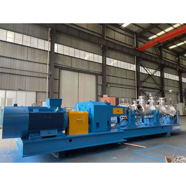 90KW 250mm Twin Screw Extruder Center Distance 186mm