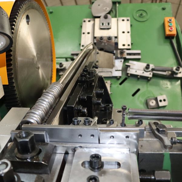 Precision Eye Bolt Maker: Cold Forging Tech, Durable & Long-Lasting