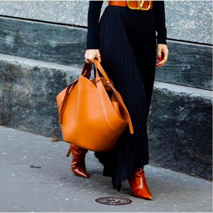 39cm 15cm 20cm Student PU Shoulder Bag Fan Shaped Irremovable Strap