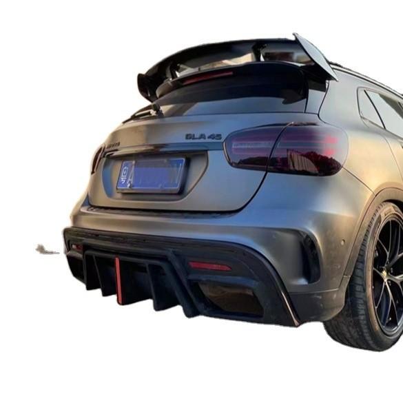 Vente à chaud GLA45 GLA260 X156 Carrosserie en fibres de carbone GLA45 Diffuseur arrière en fibres de carbone 2014-2019