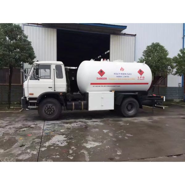 10000 Liter 5 MT Dongfeng LPG Gas Tanker Truck Fuel Delivery Tanker For Butan Gas Delivery / Refilling