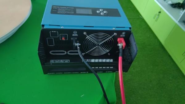 12000VA 4KW Off Grid Solar Inverte Pure Sine Wave With MPPT Charger