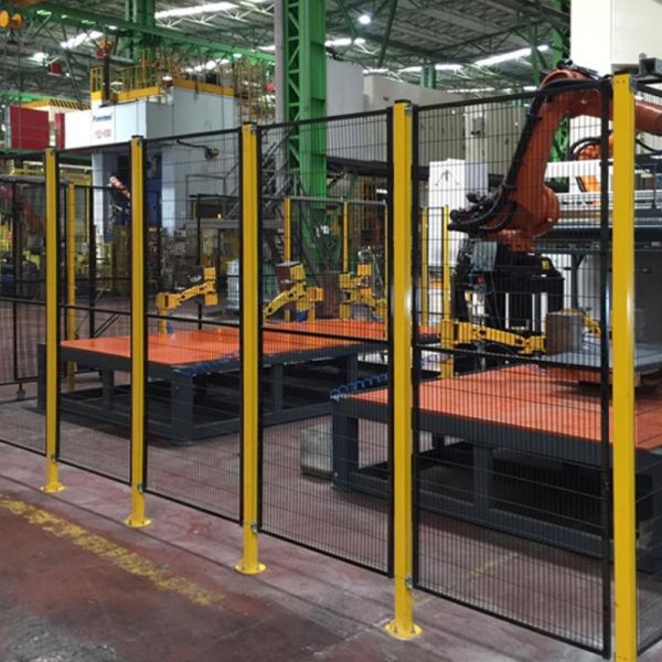 Low Carbon Steel Wire Mesh Robot Safety Fence Physical Isolation For Enhanced Safety