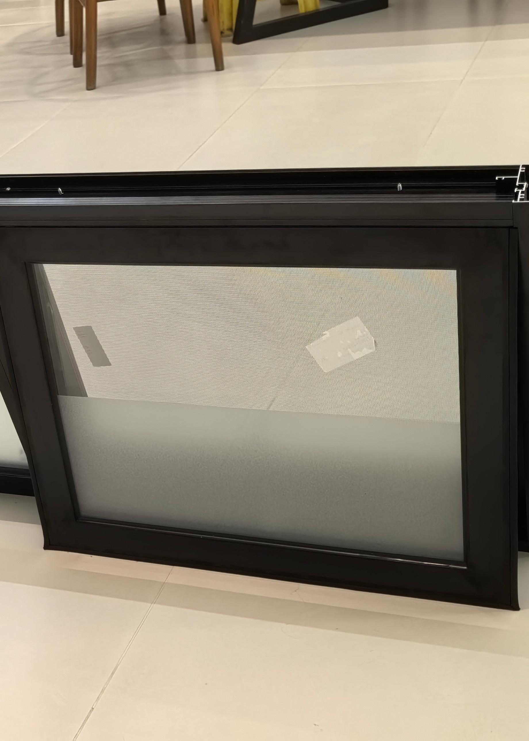 Custom Aluminum Awning Windows｜Adjustable Opening Angle for Perfect Ventilation