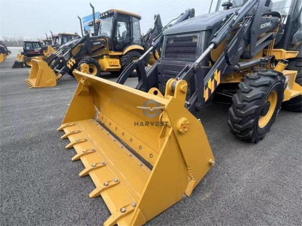XC870HK Carregador de retroescavadeira 2,5 toneladas com 1m3 4 em 1 balde para venda