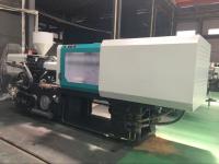 Ligne en plastique automatique de production à la machine de moulage par injection de casque de sécurité