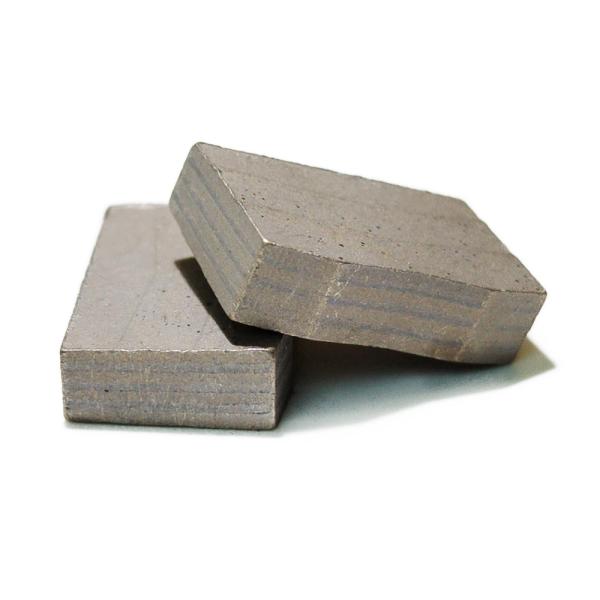 Taper Segment Shape D1200 Diamond Saw Blades for Best Performance Concrete Cutting