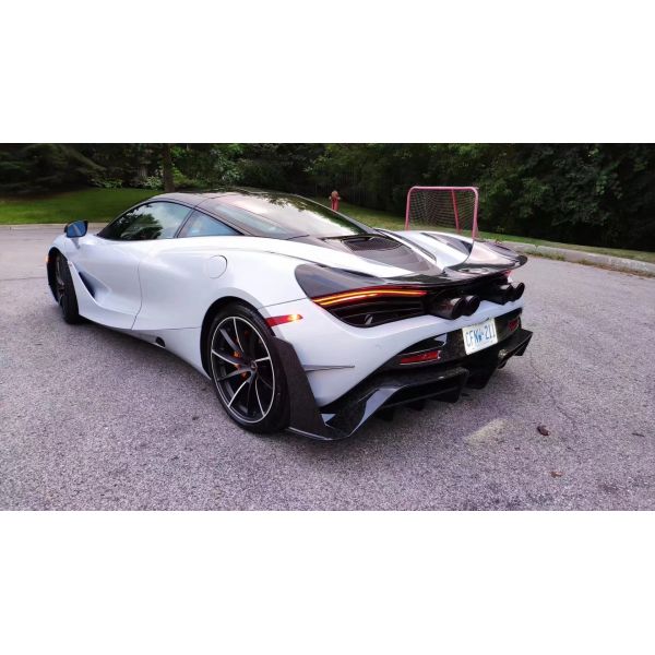 Fibre de carbone sèche pour McLaren 720s Kit de carrosserie en fibres de carbone 720s Amélioré à l'avant et à l'arrière de l'avant et de l'arrière