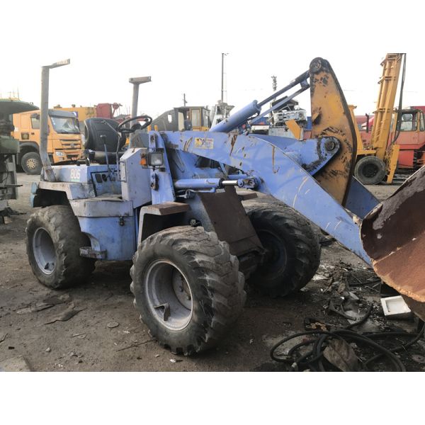 Используемый затяжелитель колеса ТКМ 806 небольшой использовал номинальную нагрузку 900кг затяжелителей КАТ