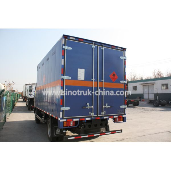 тележки мулти обязанности света цвета 116ХП коммерчески, свет куб фургон тележка ХОВО 4*2