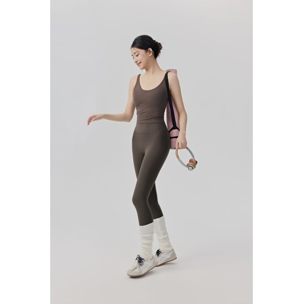 Premium Seamless Yoga Leggings for Women High Waist Stretch Workout Pants in Black for Gym and Fitness
