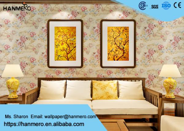 0.53*10M Contemporary Bedroom Wallpaper With Light Yellow Floral Pattern , Heat Insulation