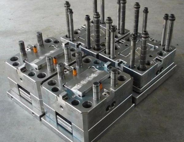 P20 Mold Base Injection Molding Molds Precision ABS Plastic Molding ISO 9001 Approved