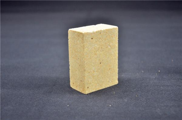 Multi Corundum Cylinder Pole Aluminum Oxide Ceramic For Kiln , High Temperature Resistance
