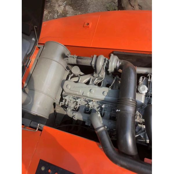 Le moteur ISUZU et l'excavateur à soupape hydraulique EX200 pour vos besoins