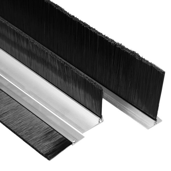 Твердая щетка с полосками из ПП для уборки полов внутри и снаружи