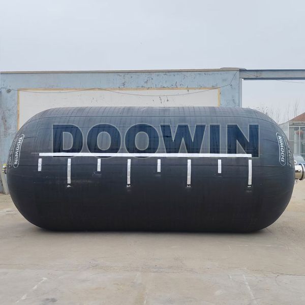 Hydro Pneumatic Rubber Fenders Puncture resistant For Navy Submarine