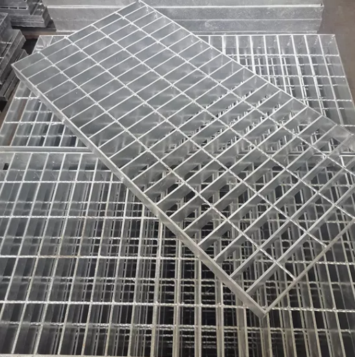 Hot-Dip Galvanized Steel Bar Grating with High Strength and Light Structure for Industrial Walkways