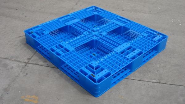 1200x1100 plastic pallet for stacking 6 runners Plastic Pallet for cold storage