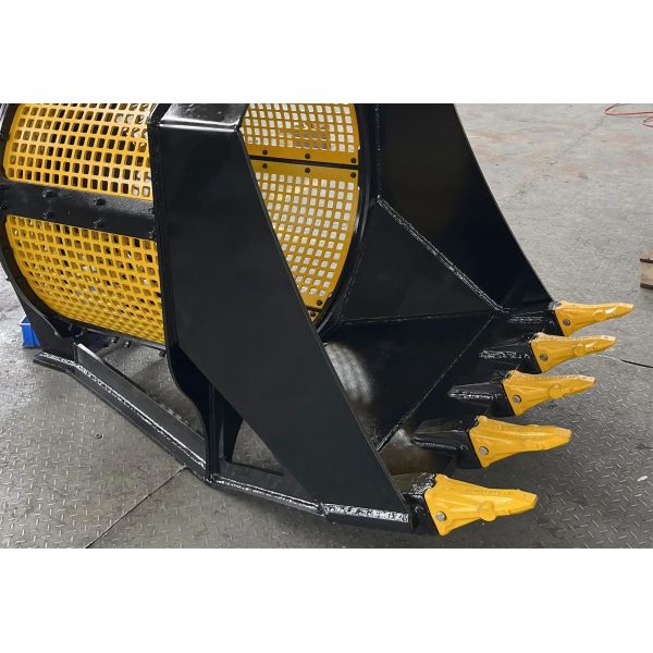 Multi Function Excavator Attachments Rotary Sand Washing Screen Bucket