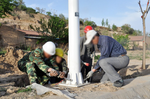 Customized 6M -12M Parking Lot Galvanized Steel Street Light Poles Nonstandard