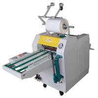 Machine semi automatique résistante Matt Glossy Hydraulic Oil Heating de lamineur de film de FM390C