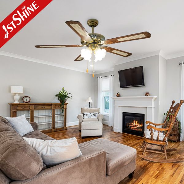 Ventiladores de teto clássicos tradicionais Lustreiro de 52 polegadas para restaurante