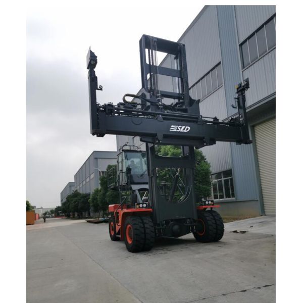 8000kgs нагружают грузоподъемник обработчика контейнера 20ft 40ft