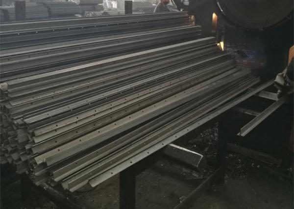 Easy Assembled Steel Fence Posts Beautiful Appearance For Cattle Farm