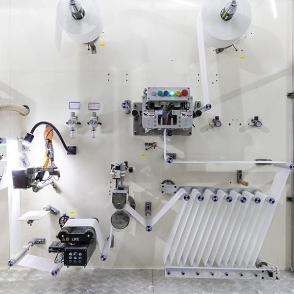 98%Yield Rate Sanitary Pad Production Line ISO9001 Factory Supplier PLC Control