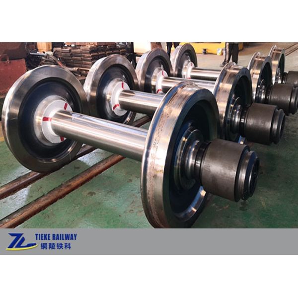 IRIS Wheelset 840mm Wagon Wheel Essieux pour wagon de fret ferroviaire à usage