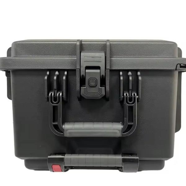 Inserción de espuma personalizada IP67 Casco de transporte a prueba de agua Casco de barra de tracción Portátil Casco duro a prueba de agua Protección de seguridad Casco de plástico