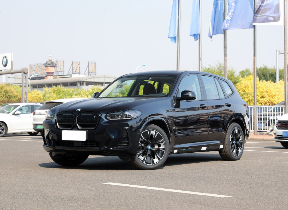 2024 BMW IX3 Энергетические автомобили Чистые электромобили 4x4 внедорожники 5-дверные 5-местные Структура кузова