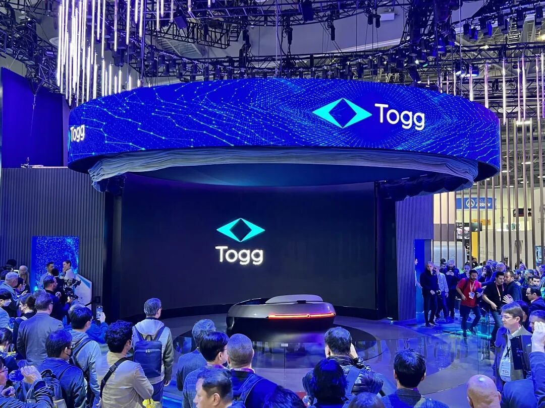 Lightweight Rental Curved LED Display Screen 3840Hz Refresh IP65 Waterproof