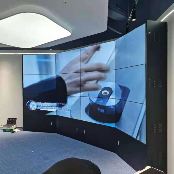 Стена стены ТВ дюйма 500nits LG держателя 250W 55 видео- установила шатон 1.8mm