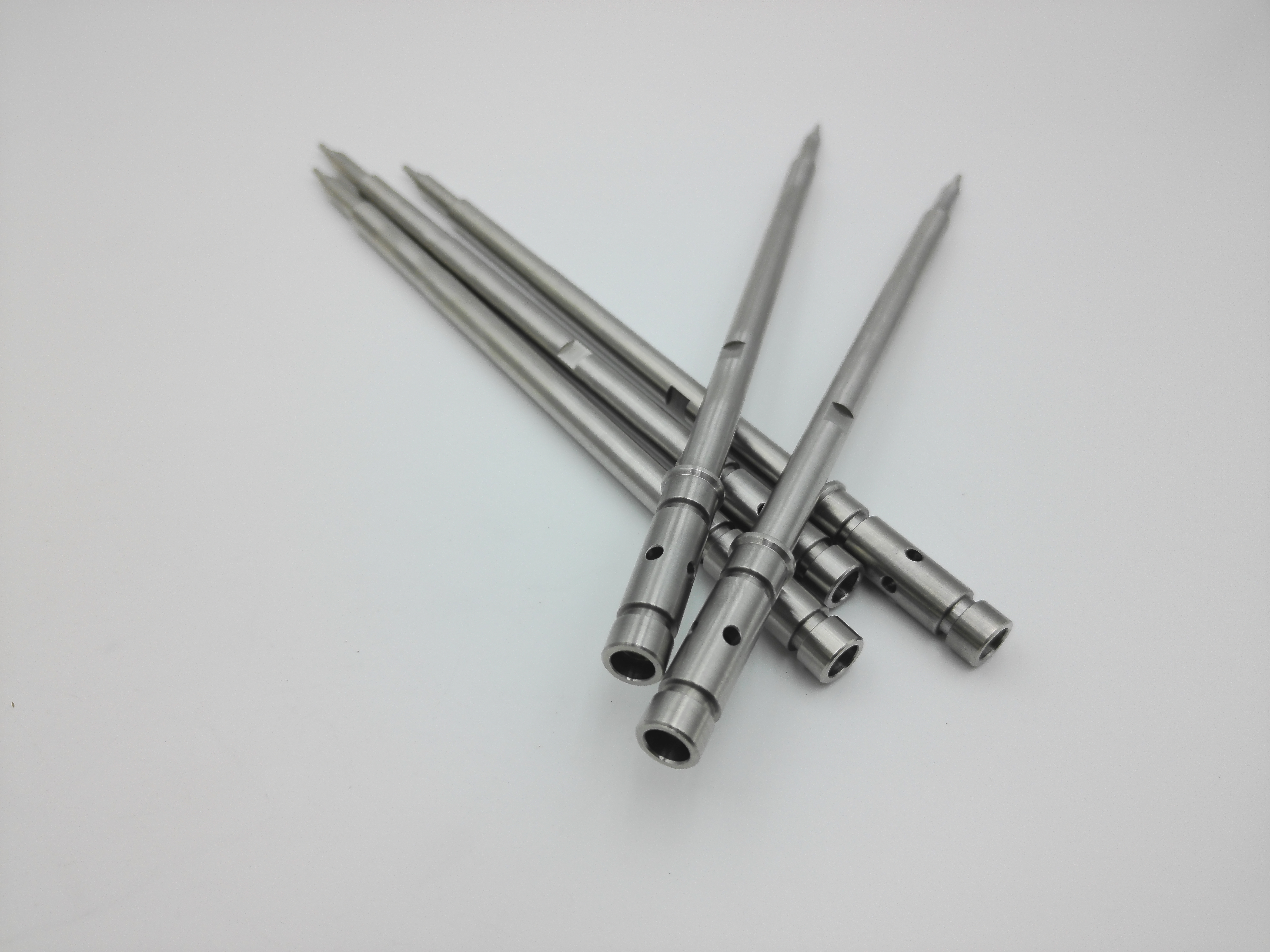 Medical Metal Blowing Deep Hole Long Shaft Side Hole Needle CNC Machining