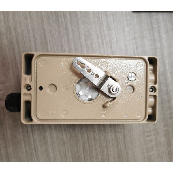 STOCK Electropneumatic Positioner SAMSON 3730-20000000400000000.04