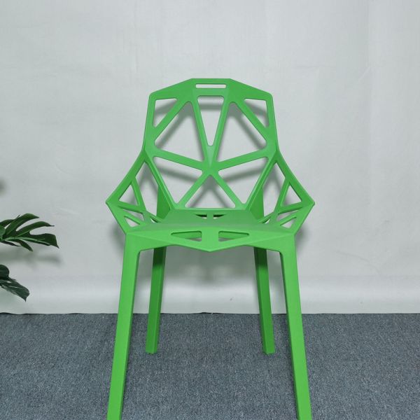 Restaurant Chairs Wholesale White Stackable Plastic Chair for Event Venues