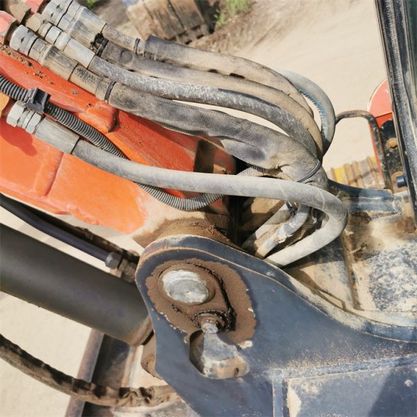 Хорошее здоровье Сделано в Японии 2019 год Модель мини использованный экскаватор Kubota KX165-5 в дизайне