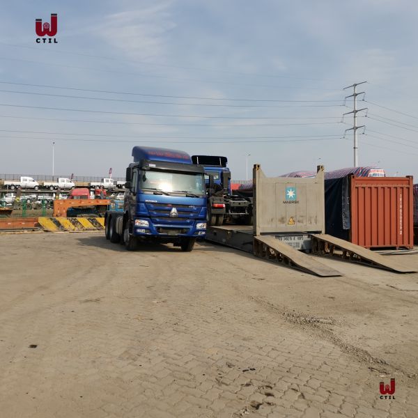 Прицепа для трактора колес 6x4 10 HOWO SINOTRUK тележка нового сверхмощного главная