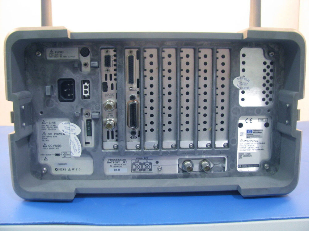 Спектральный анализатор Keysight Agilent E4403B ESA-L основной 9 КГц к 3 GHz