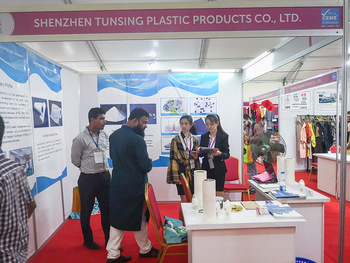 El doble echó a un lado Pes caliente del Pvc del uno mismo de las hojas del pegamento del derretimiento que laminaba para la tela de materia textil