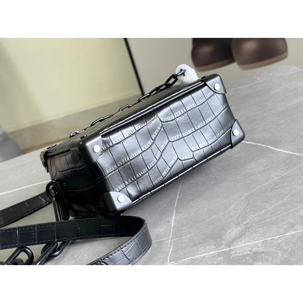Лакированная кожа мягкого хобота Louis Vuitton LV черноты штейна Crocodilien мини небольшая