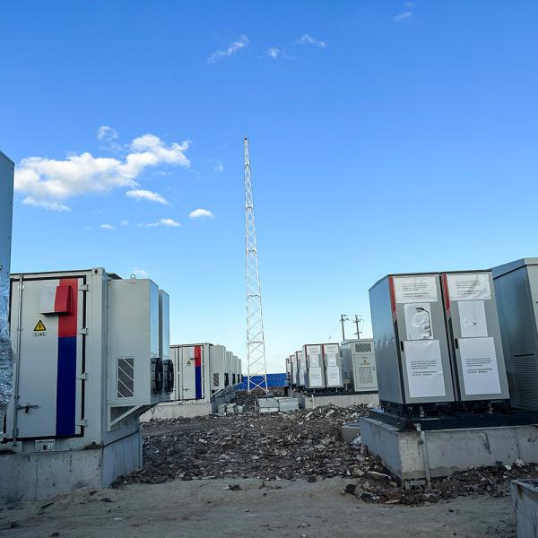 2400kg 173KWH Industrial And Commercial Energy Storage Lithium Battery  IP54
